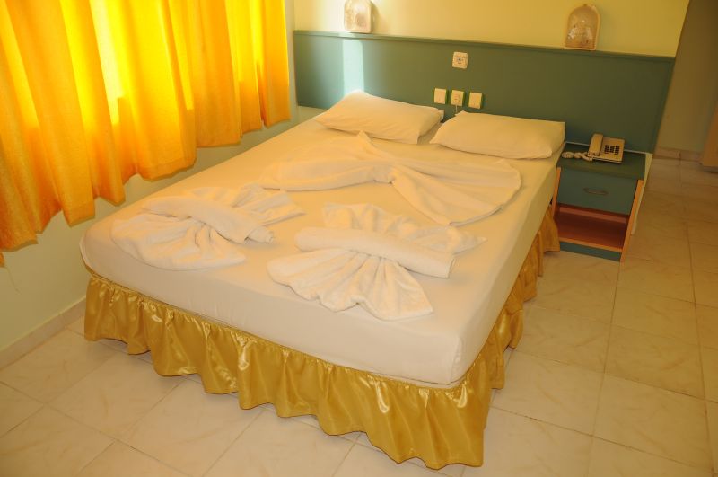 Arsi sweet suit hotel 3. Dim Suit Hotel 3 Алания. Ориент сюит отель 3 Аланья Турция. Димарис отель Турция. Arsi Paradise Beach Hotel 4.