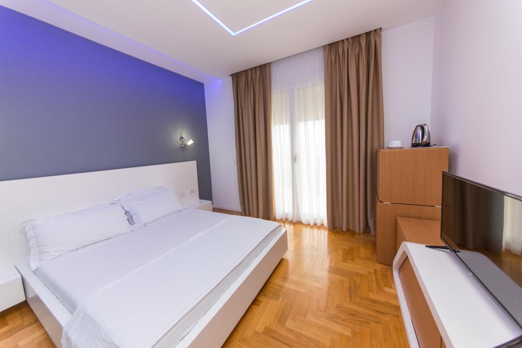 Новый свет отели все включено. Aler Luxury Hotel Vlora 4*. Карточка для света отель.