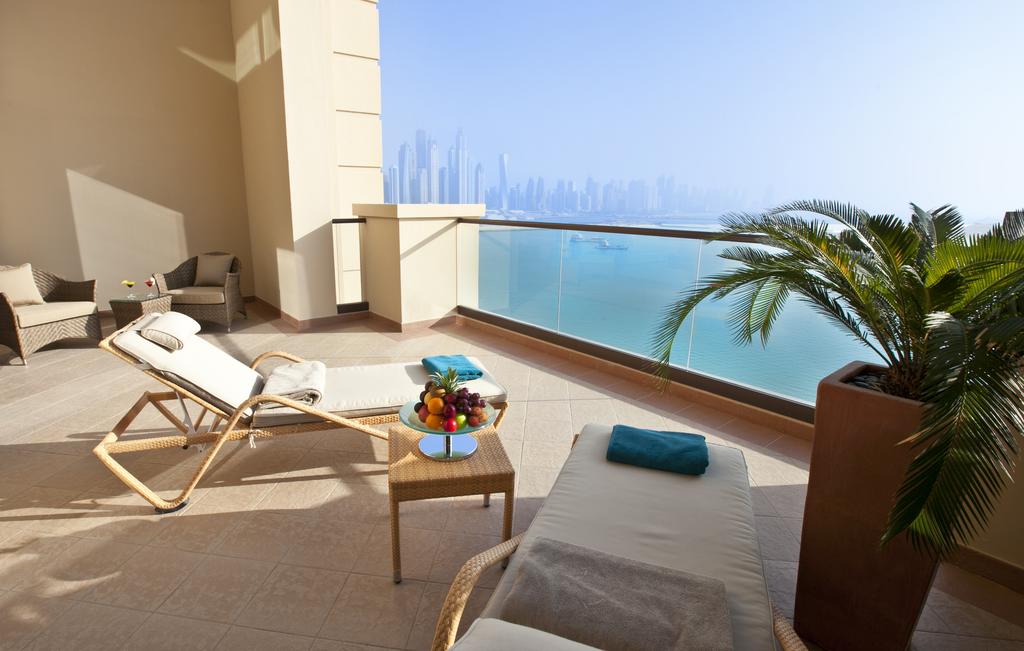 Дубай отель Fairmont the Palm